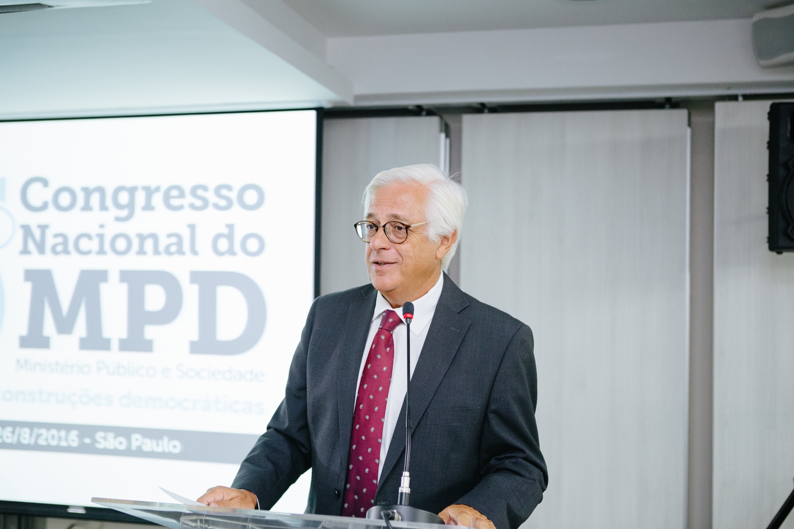 António Cluny – Brasil, a crónica de um congresso do Ministério Público Democrático